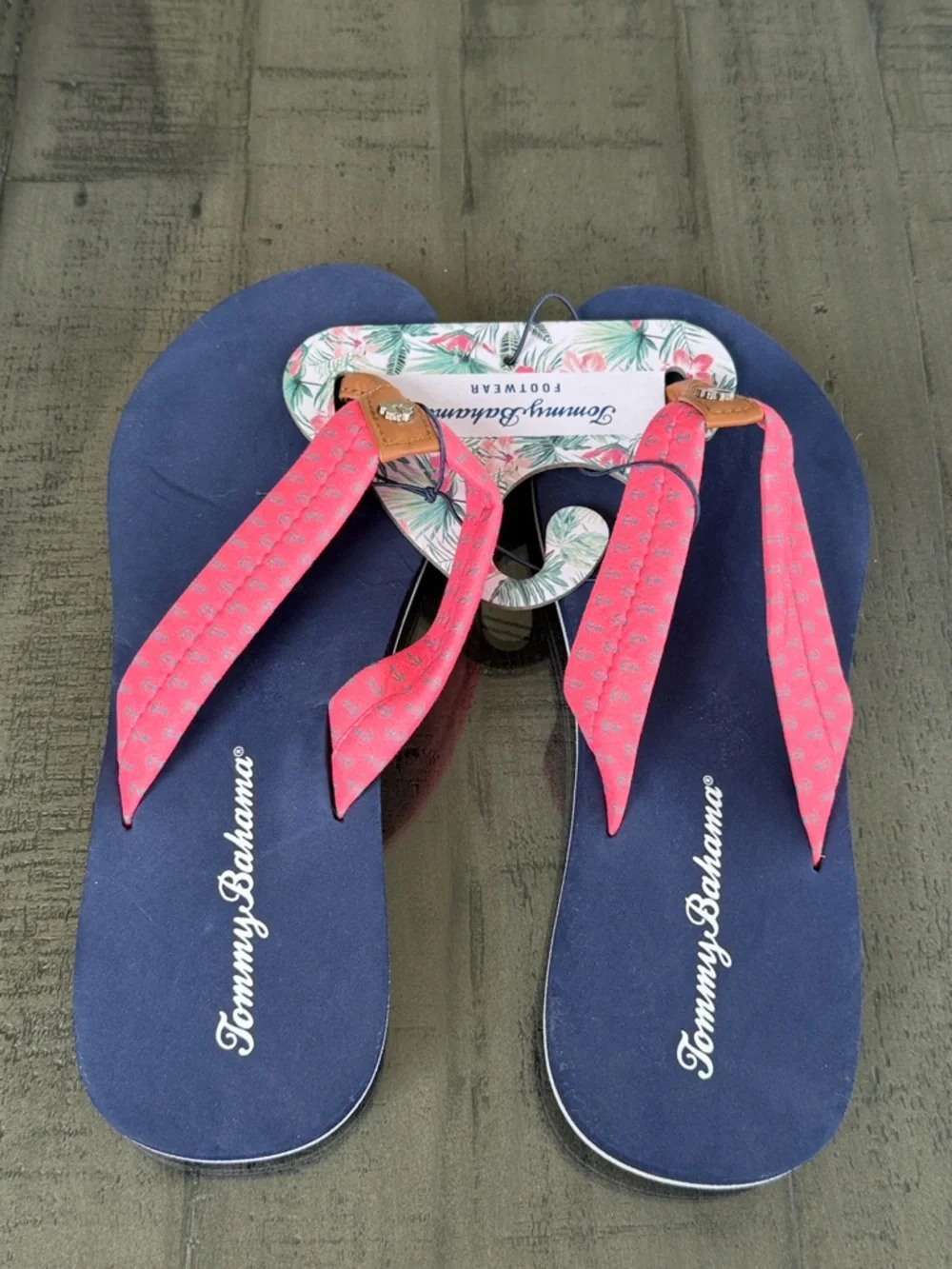 Tommy Bahama Navy Sandals with Coral Straps. Womens Size 8. NWT
